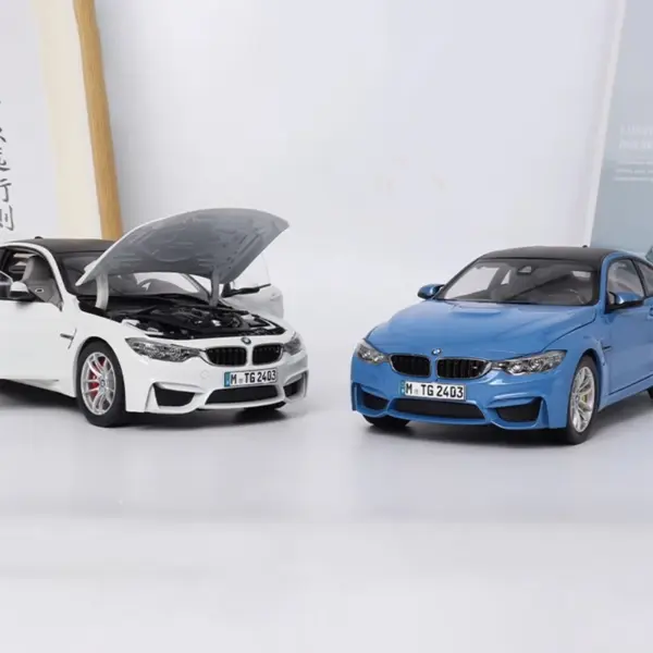 1:18 Scale BMW M4 Coupe Diecast Model Car