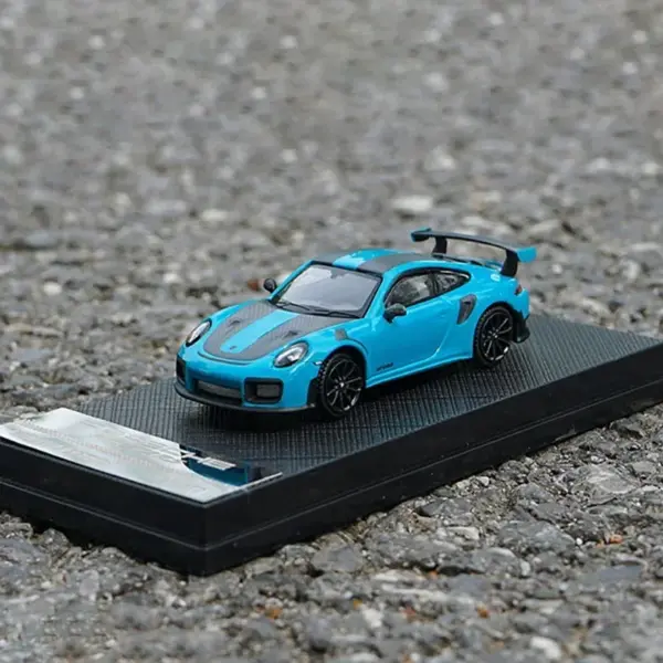 1/64 Scale Diecast 911 GT2 RS Model Car - Image 4