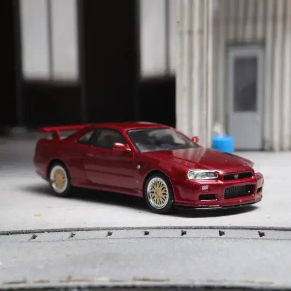 1:64 Scale Nissan GTR R34 Diecast Model - Image 2