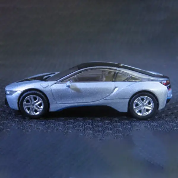 1:64 Scale BMW I8 Silver Diecast Model Car - Image 3