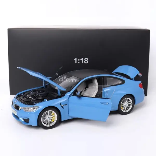 1:18 Scale BMW M4 Coupe Diecast Model Car - Image 7