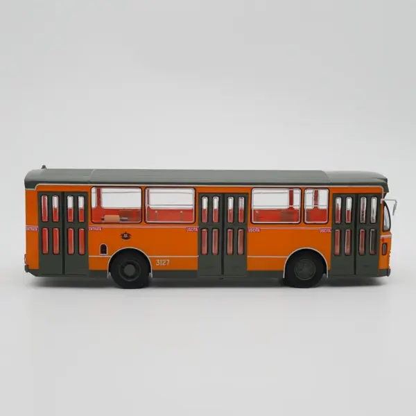 1:43 Scale Fiat 418 A/C 1972 Diecast Bus Model - Image 5