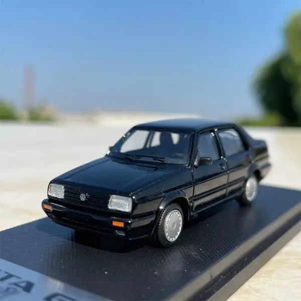 Diecast 1:64 VW Jetta Alloy Car Model - Image 7