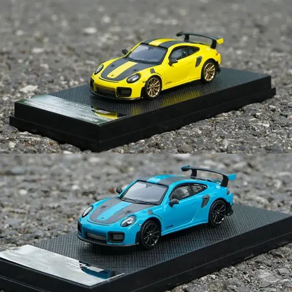 1/64 Scale Diecast 911 GT2 RS Model Car - Image 2