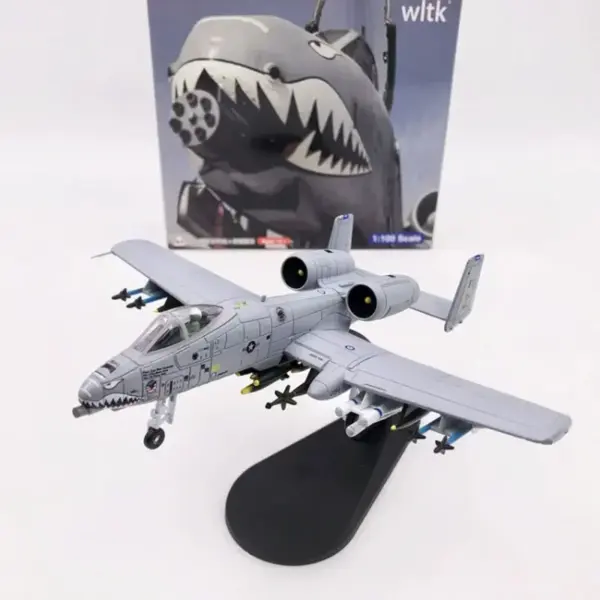 1/100 Scale A-10A Diecast Metal Aircraft Model - Image 5