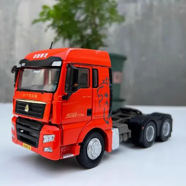 1:36 Scale Sinotruk SITRAK C7H Alloy Model - Image 2