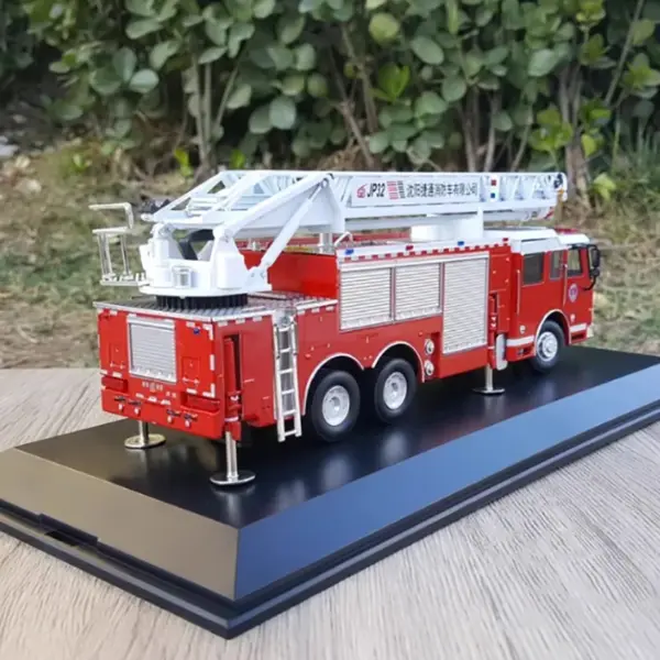 1:43 Shenyang Jietong JP32 Fire Truck Model - Image 4