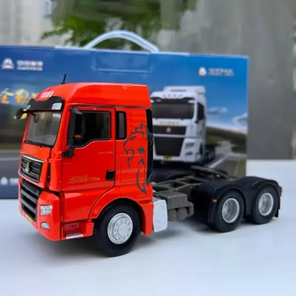 1:36 Scale Sinotruk SITRAK C7H Alloy Model - Image 6