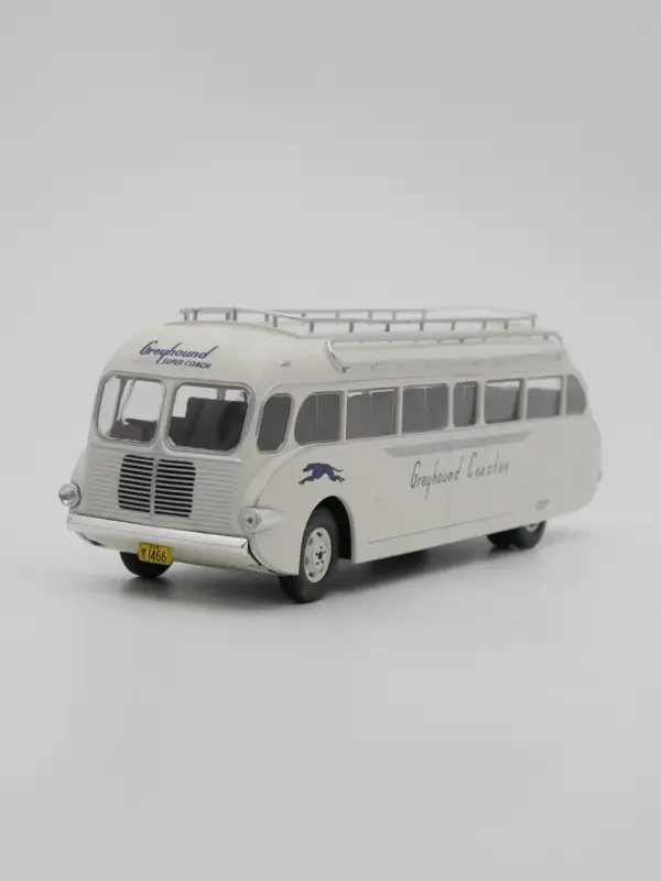 1/43 Scale Ford Super Coach Greyhound Model Bus