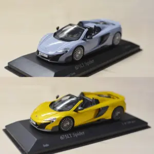 Minichamps 1:43 McLaren 675LT Spider Model Set